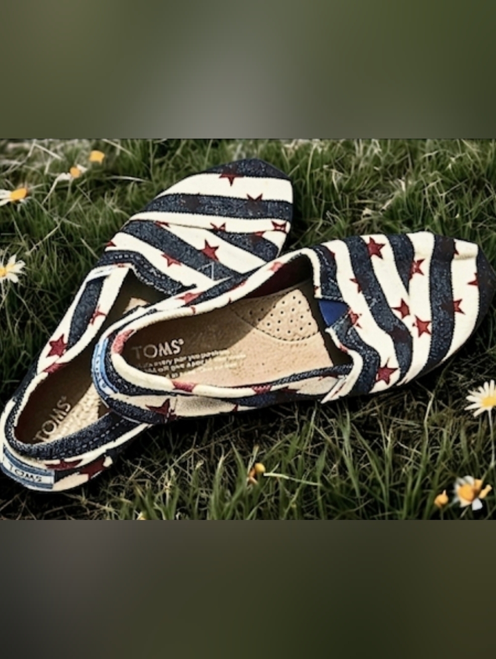 TOMS Star-Striped Slip-On Moccasins